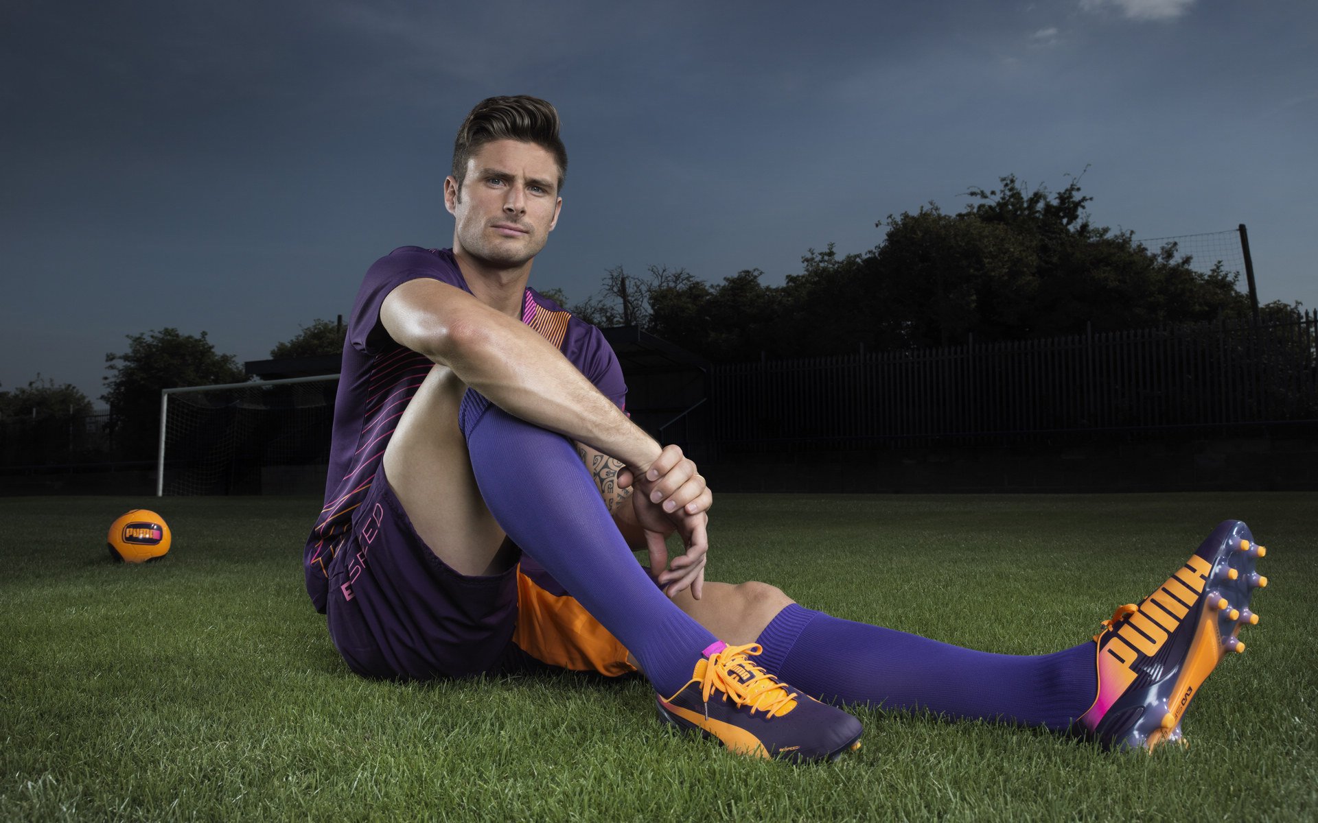 “三叉湖飞盘赛：速度与精准的完美结合，精彩不断”