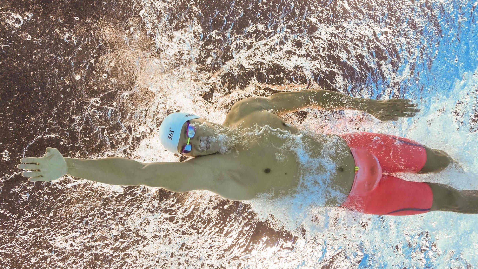 爱游戏娱乐平台-东亚杯中国青年队战平 球迷积极支持，东亚杯扩军